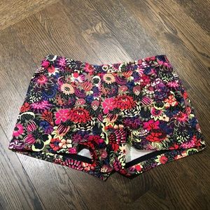 Juicy couture floral shorts